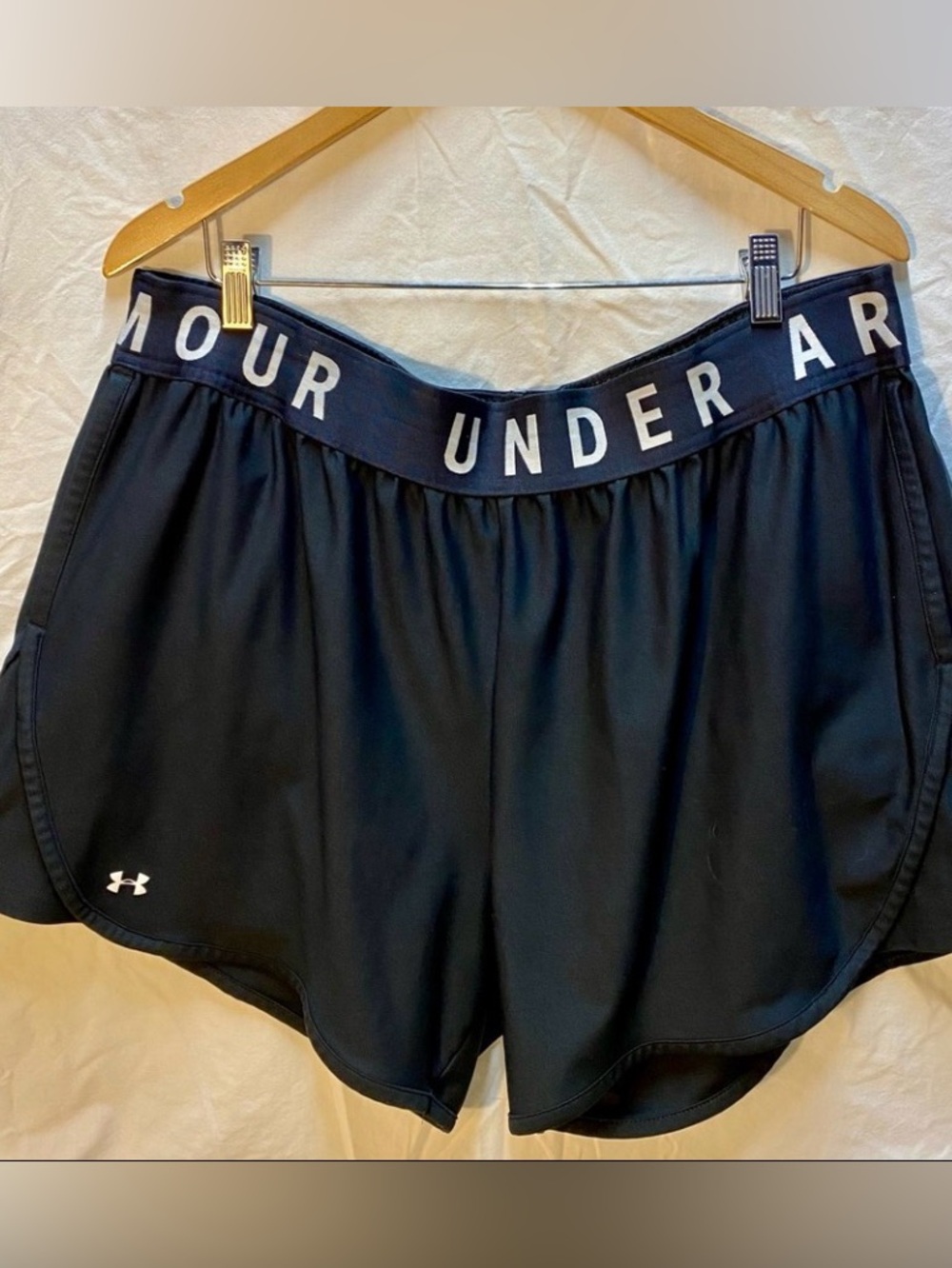 Woman’s 2x Under Armour Black Athletic Shorts with Branded Waistband